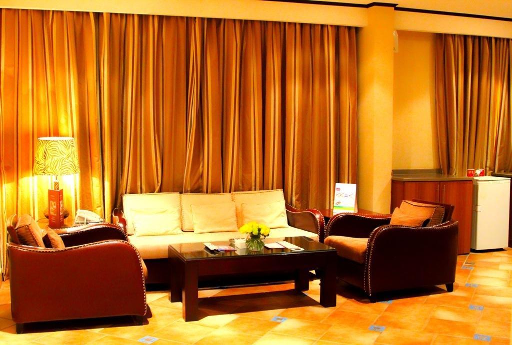 ריאד Mercure Value Hotel מראה חיצוני תמונה
